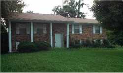 Pre-foreclosure in  BAY HILL DR Hixson, TN 37343