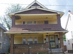 Pre-foreclosure in  DOVER AVE Cleveland, OH 44112