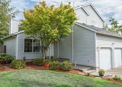Pre-foreclosure in  Nw 1st St Dundee, OR 97115