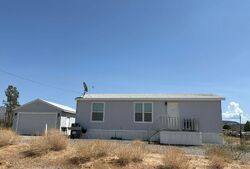 Pre-foreclosure in  N Maverick Rd Golden Valley, AZ 86413