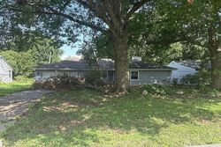 Pre-foreclosure in  S Luster Ave Springfield, MO 65804