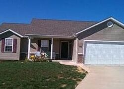  Ebbet Ct, Warrenton MO