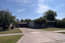 Pre-foreclosure in  MARINE AVE Eastpointe, MI 48021