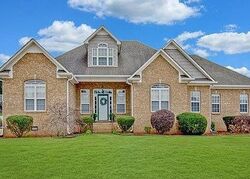 Pre-foreclosure in  Twin Lakes Dr New Market, AL 35761