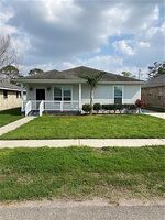 Pre-foreclosure in  Grove Ave Metairie, LA 70003