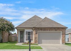 Pre-foreclosure in  Russo Rd New Iberia, LA 70563