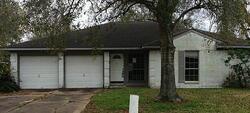 Pre-foreclosure in  LIVE OAK DR Dickinson, TX 77539