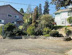 Pre-foreclosure Listing in Ne Darrell Ave WINSTON, OR 97496