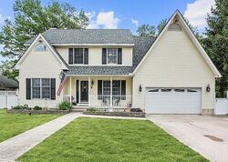 Pre-foreclosure in  Beaver Ave Pennsville, NJ 08070