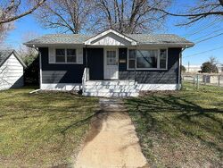 Pre-foreclosure in  E 19TH ST Scottsbluff, NE 69361