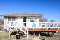  Ne Meadowbrook Rd, Kansas City MO