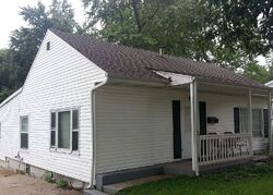 Pre-foreclosure in  Saint Louis Ave Saint Louis, MO 63135