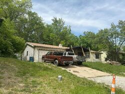 Pre-foreclosure in  WAYBRIDGE LN Fenton, MO 63026