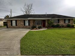 Pre-foreclosure in  Havana St Belle Chasse, LA 70037