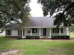 Pre-foreclosure in  Jean Duos Rd Ville Platte, LA 70586