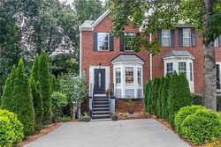 Pre-foreclosure in  Jester Ct Duluth, GA 30096