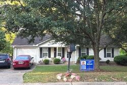 Pre-foreclosure in  Mustang Dr Powder Springs, GA 30127