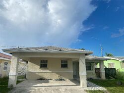 Pre-foreclosure in  ATLANTA ST Hollywood, FL 33020