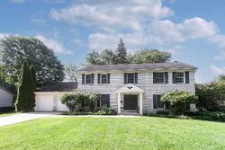 Pre-foreclosure in  Shady Ln Bartlett, IL 60103