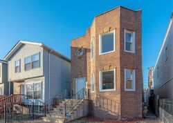 Pre-foreclosure in  W Washington Blvd Chicago, IL 60612