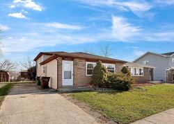 Pre-foreclosure in  Idlewild Dr Country Club Hills, IL 60478