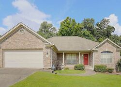 Pre-foreclosure in  Woodridge Ct Little Rock, AR 72204