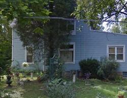 Pre-foreclosure in  MICHIGAN AVE Latonia, KY 41015