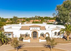 Pre-foreclosure in  E Desert Cove Ave Scottsdale, AZ 85260