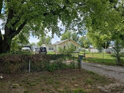  Sw Miller Ln, Ponca City OK