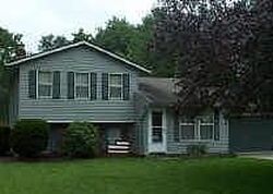  Elmwood Dr, Seville OH