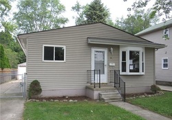  W Colgate Ave, Pontiac MI