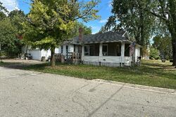 Pre-foreclosure in  E Flint St Lake Orion, MI 48362