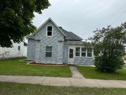 Pre-foreclosure in  6th St Se Staples, MN 56479