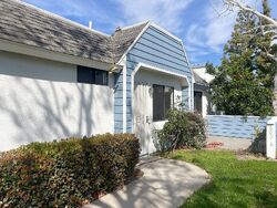Pre-foreclosure in  E LUGONIA AVE Redlands, CA 92374