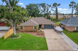 Pre-foreclosure in  Cherrydale St Lake Charles, LA 70607