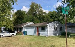 Pre-foreclosure in  S 19th St Richmond, IN 47374