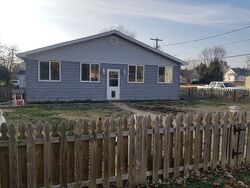 Pre-foreclosure Listing in S Church St POSEYVILLE, IN 47633