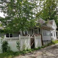  E Main St, Boonville IN