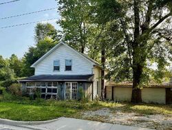  Commercial St, Roanoke IN