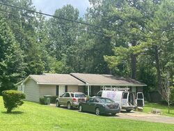  Cleveland Rd, Valley AL