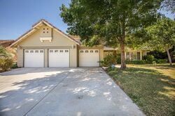 Pre-foreclosure in  Myrtle St Palmdale, CA 93551