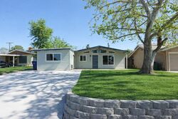 Pre-foreclosure in  San Vincente Way North Highlands, CA 95660
