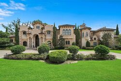 Pre-foreclosure in  Beinhorn Rd Houston, TX 77024