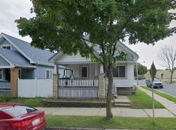  E Rosedale Ave, Milwaukee WI