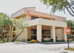 Pre-foreclosure in  W SUNRISE BLVD  Fort Lauderdale, FL 33322