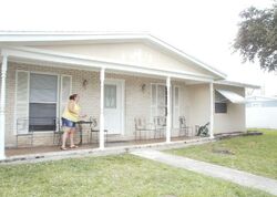 Pre-foreclosure in  SE Placita Ct Port Saint Lucie, FL 34983