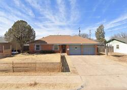 Pre-foreclosure in  Avenue Q Lubbock, TX 79412