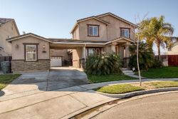 Pre-foreclosure in  Yolo Creek Ln Patterson, CA 95363