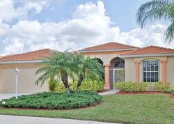 Pre-foreclosure in  Wheelock Dr North Fort Myers, FL 33917