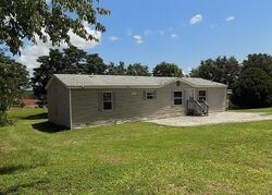 Pre-foreclosure in  Skyline Dr Lady Lake, FL 32159